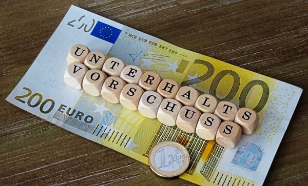 Unterhaltsvorschuss – bani pentru parinti din Germania